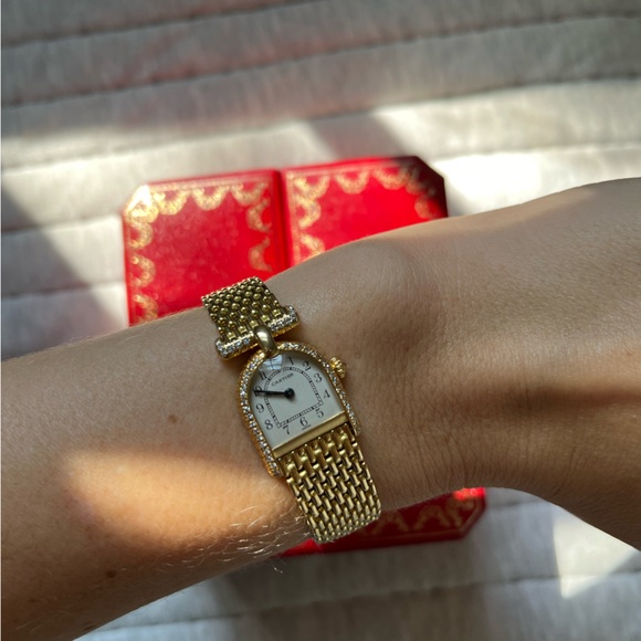 Cartier 18k Gold Calandre Watch - Picture 7 of 7